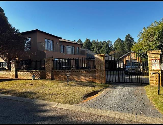 6 BEDROOM PROPERTY TO RENT IN BIRCHLEIGH